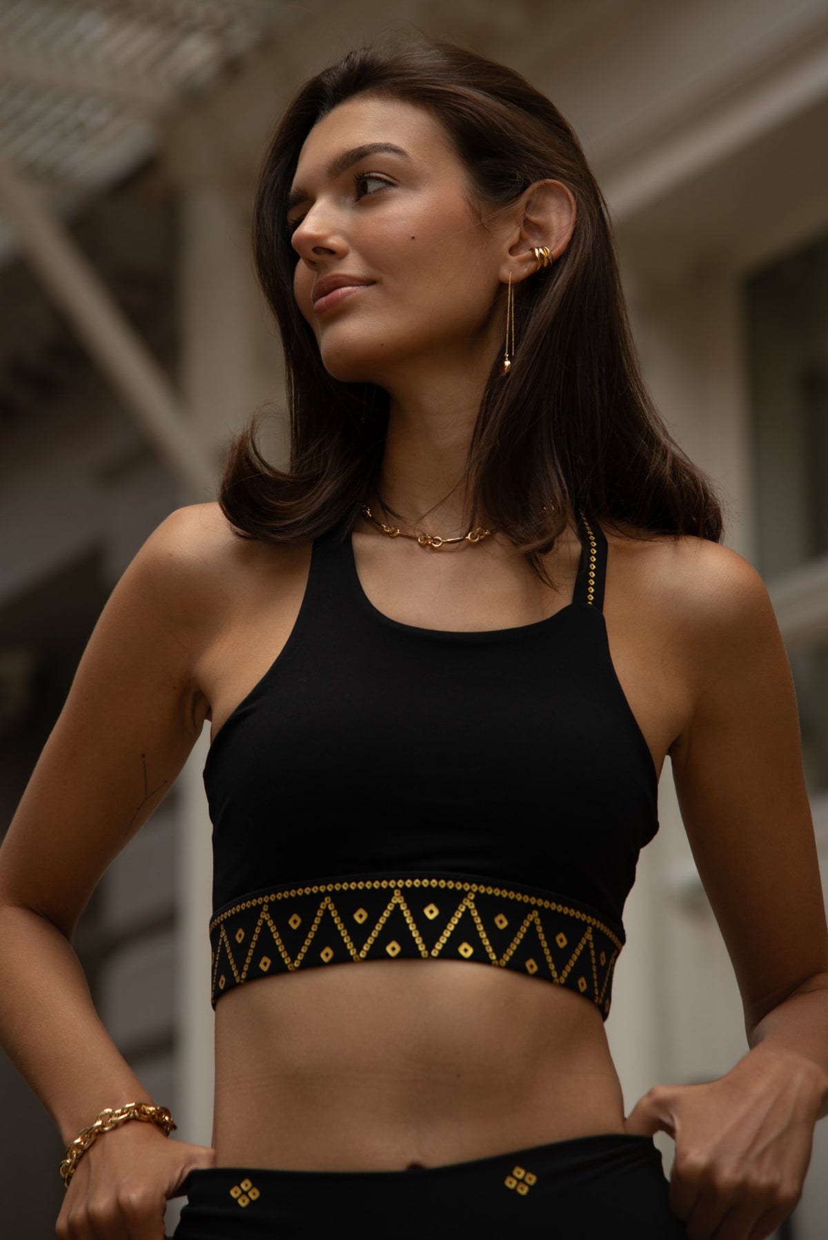 Prana Set in Onyx Close-Up View