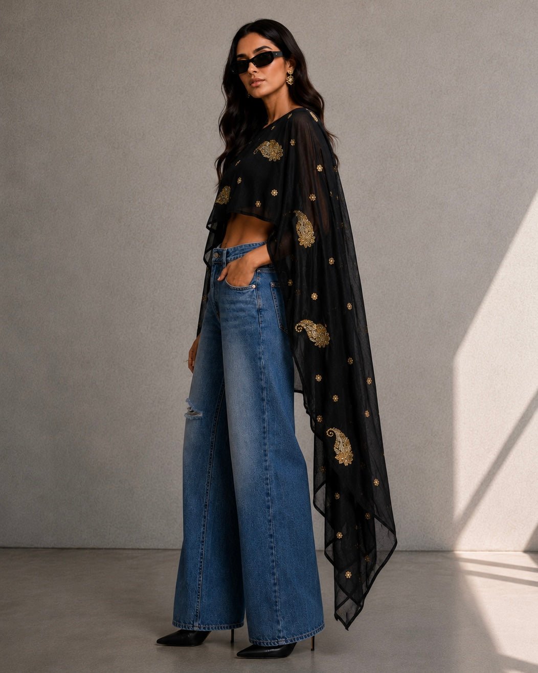 Rimi Cape Blouse - holiCHIC